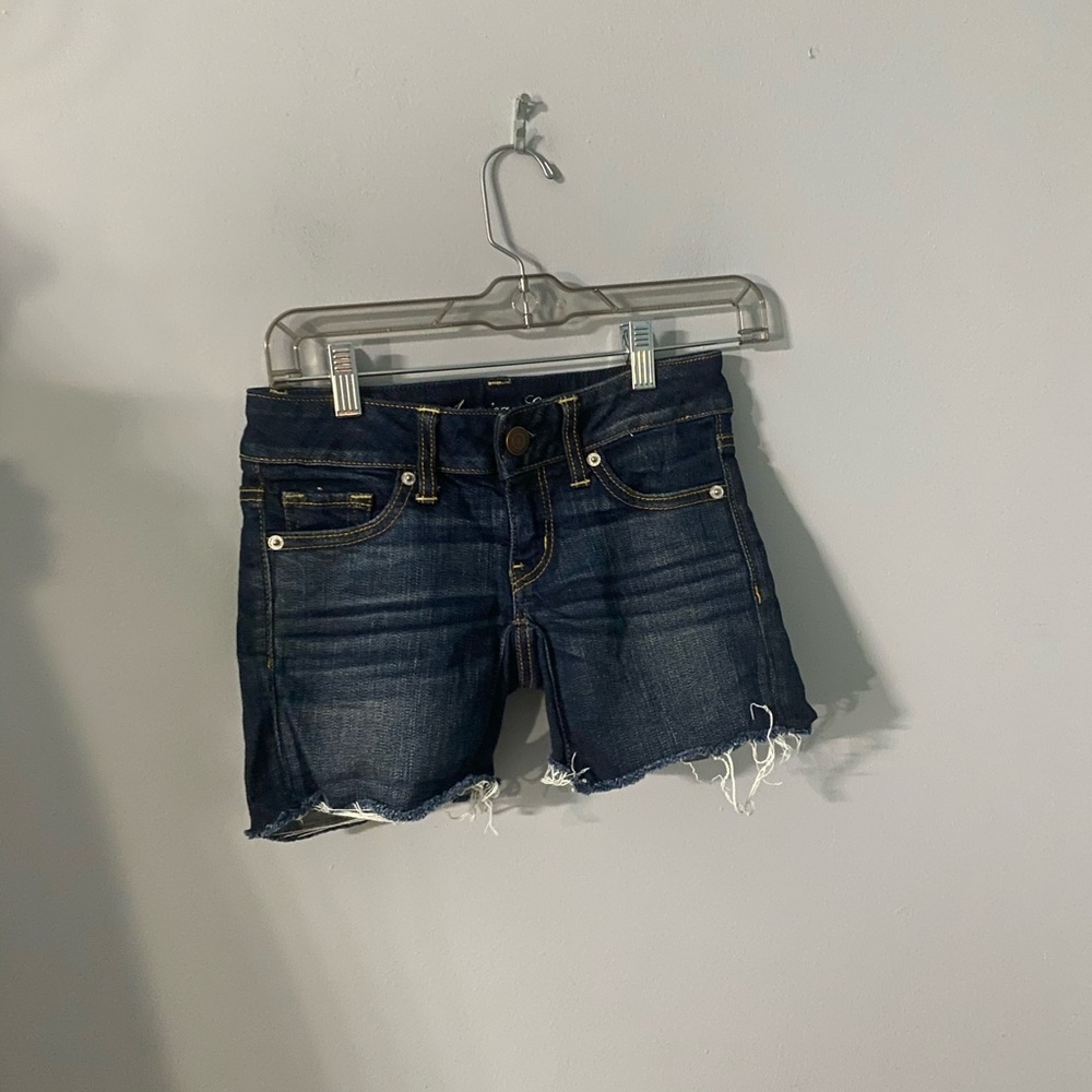 AEO dark wash super stretch jean shorts 0